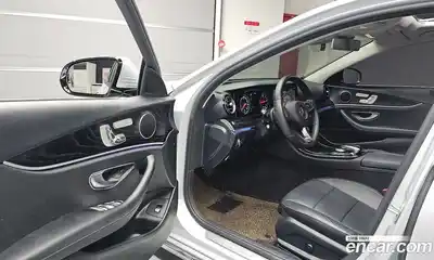Mercedes-Benz E-Class 2017 1.9 автомат (гидро), миниатюра 10