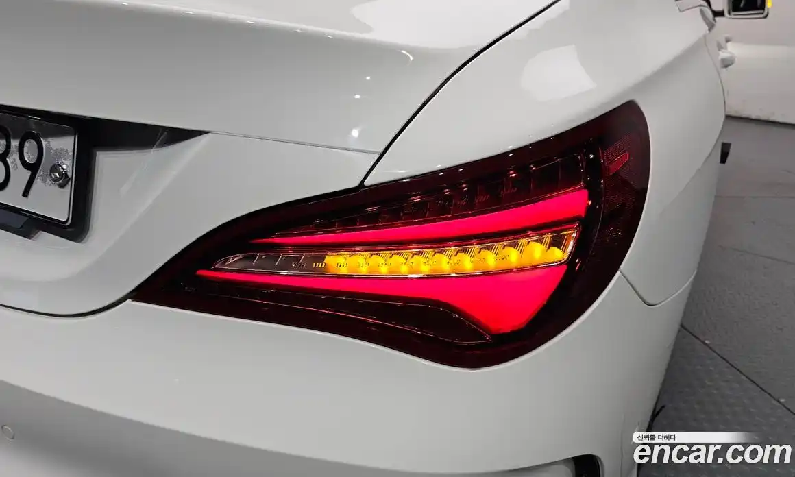 Mercedes-Benz CLA-Class 2018 2.0 гидро, фото 8 Mercedes-Benz CLA-Class 2018 2.0 гидро, фото 8