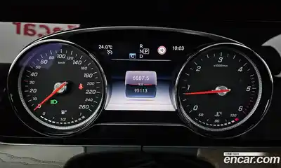 Mercedes-Benz E-Class 2019 1.9 автомат (гидро), миниатюра 11