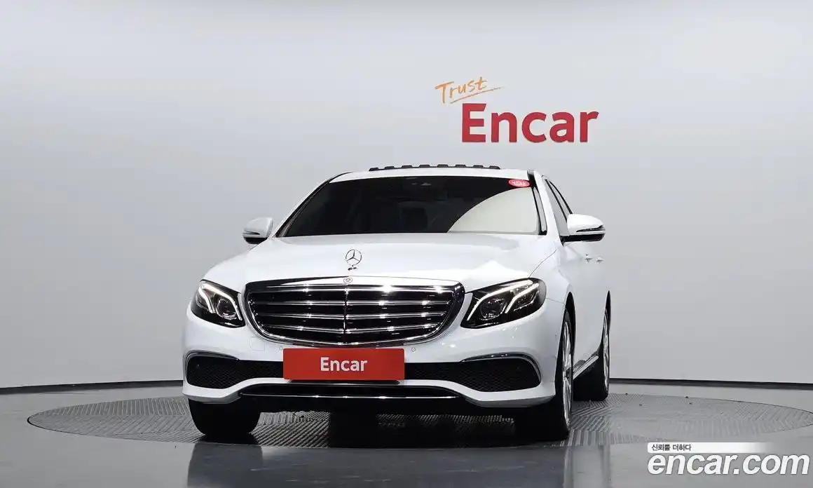 Mercedes-Benz E-Class 2019 1.9 автомат (гидро), фото 3