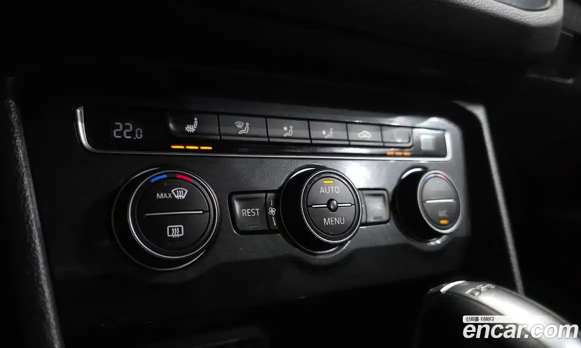 Volkswagen Tiguan 2018 2.0 автомат (гидро), фото 21