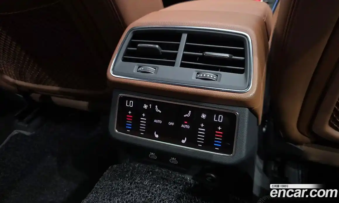 Audi A6 2023 2.0 автомат (гидро), фото 25