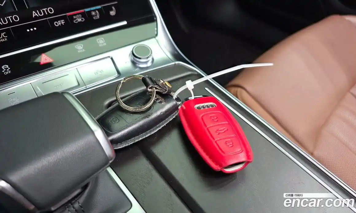 Audi A6 2023 2.0 автомат (гидро), фото 32