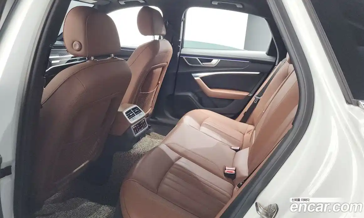 Audi A6 2021 2.0 автомат (гидро), фото 24