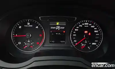 Audi Q3 2016 2.0 автомат (гидро), миниатюра 8