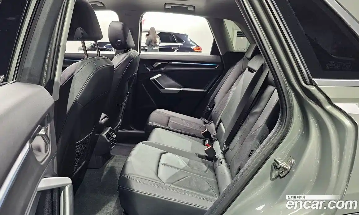 Audi Q3 2023 2.0 автомат (гидро), фото 17