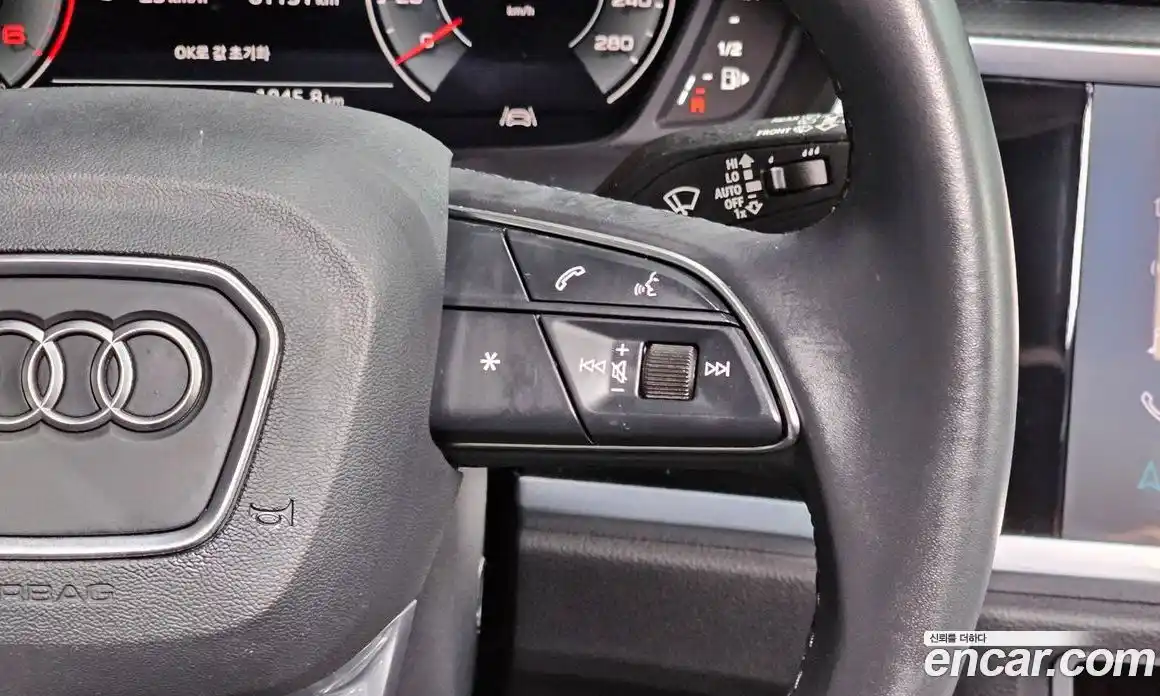 Audi Q3 2023 2.0 автомат (гидро), фото 29