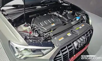 Audi Q3 2023 2.0 автомат (гидро), миниатюра 6