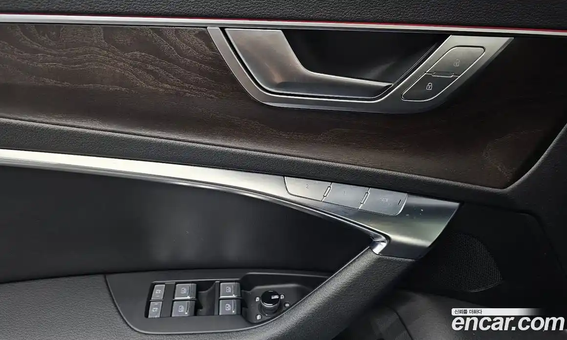 Audi A6 2019 2.0 автомат (гидро), фото 13