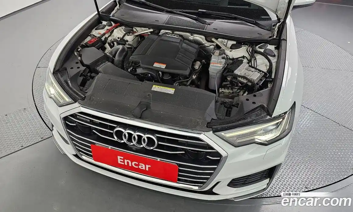 Audi A6 2019 2.0 автомат (гидро), фото 6
