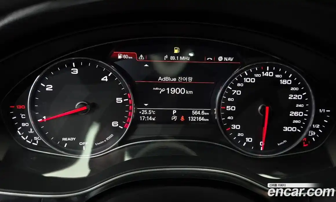 Audi A6 2018 2.0 автомат (гидро), фото 11