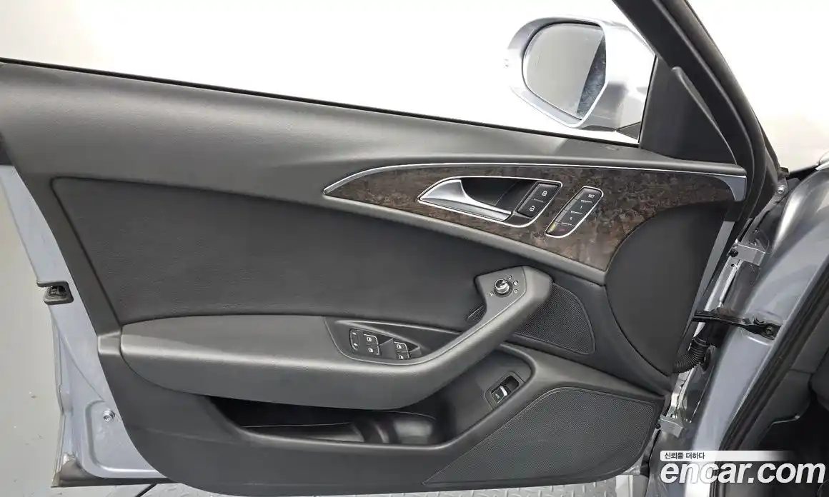 Audi A6 2018 2.0 автомат (гидро), фото 14