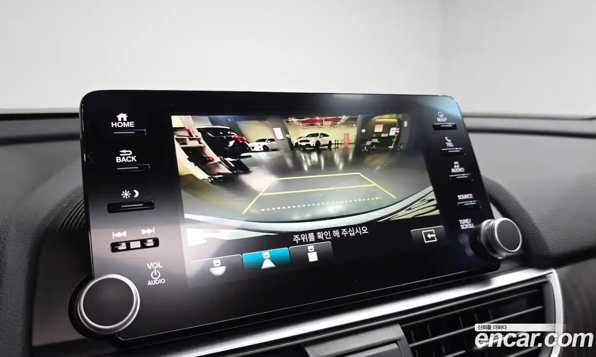 Honda Accord 2019 2.0 автомат (гидро), фото 19