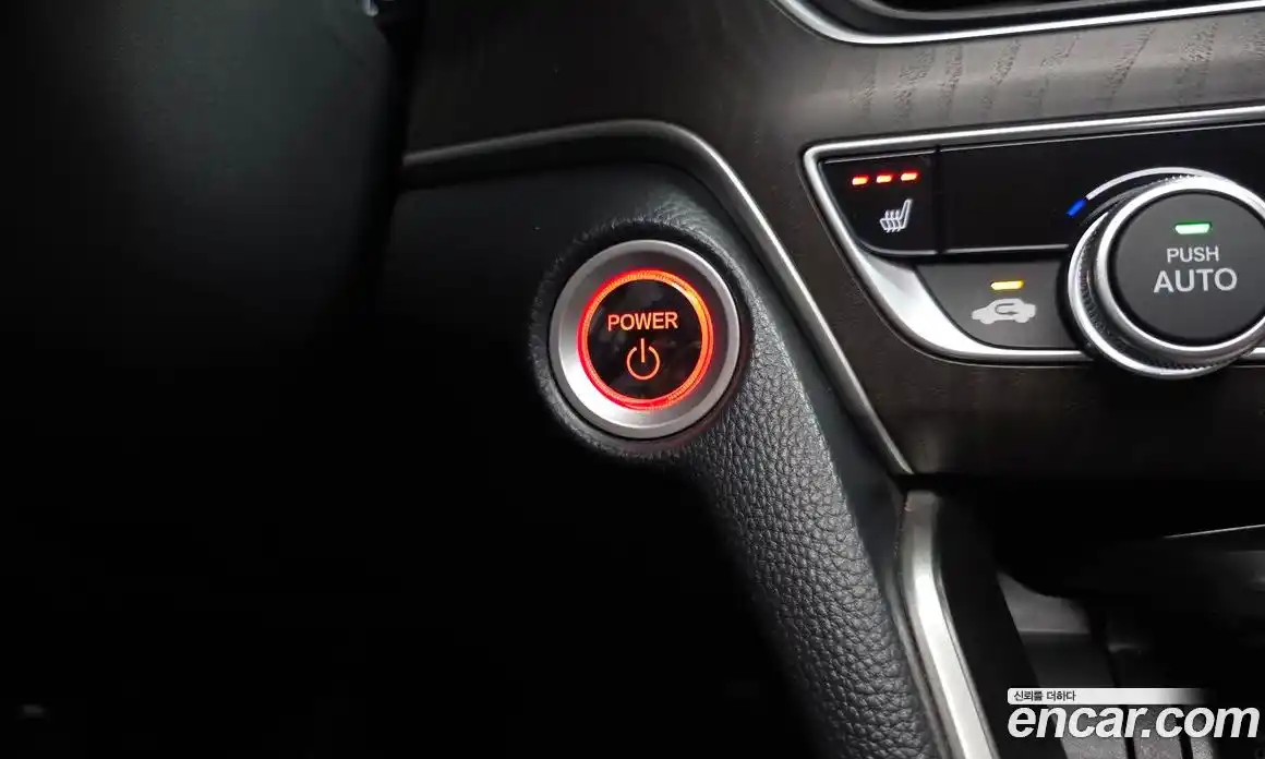 Honda Accord 2019 2.0 автомат (гидро), фото 27