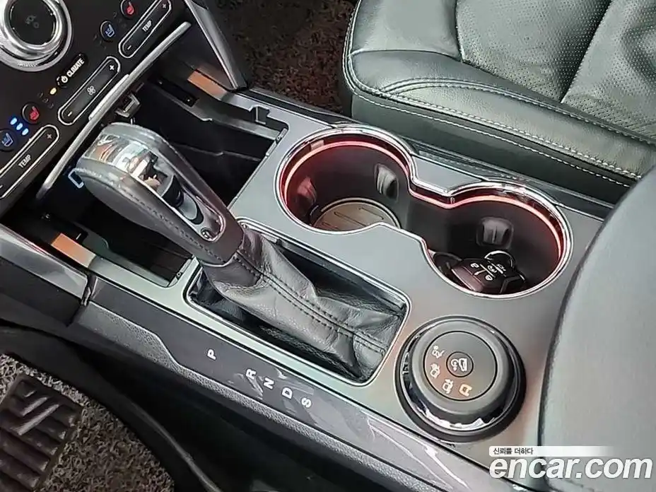 Ford Explorer 2016 2.3 автомат (гидро), фото 8