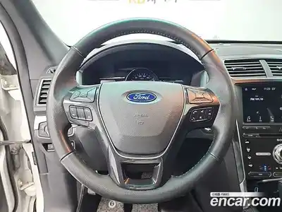 Ford Explorer 2016 2.3 автомат (гидро), миниатюра 9