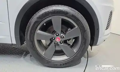 Jaguar E-Pace 2020 2.0 автомат (гидро), миниатюра 5 Jaguar E-Pace 2020 2.0 автомат (гидро), миниатюра 5