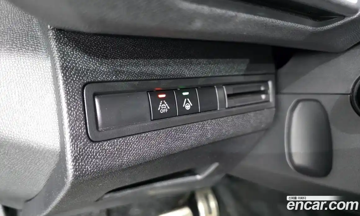 Peugeot 5008 2022 1.2 автомат (гидро), фото 25