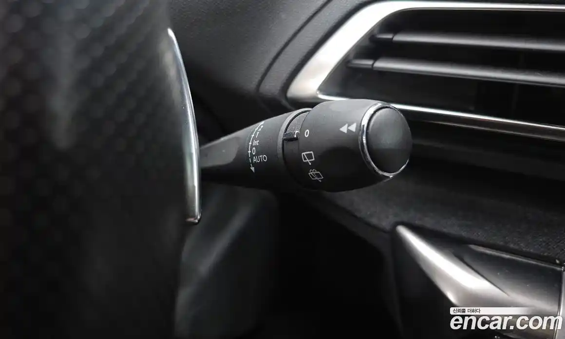 Peugeot 3008 2020 1.5 автомат (гидро), фото 17