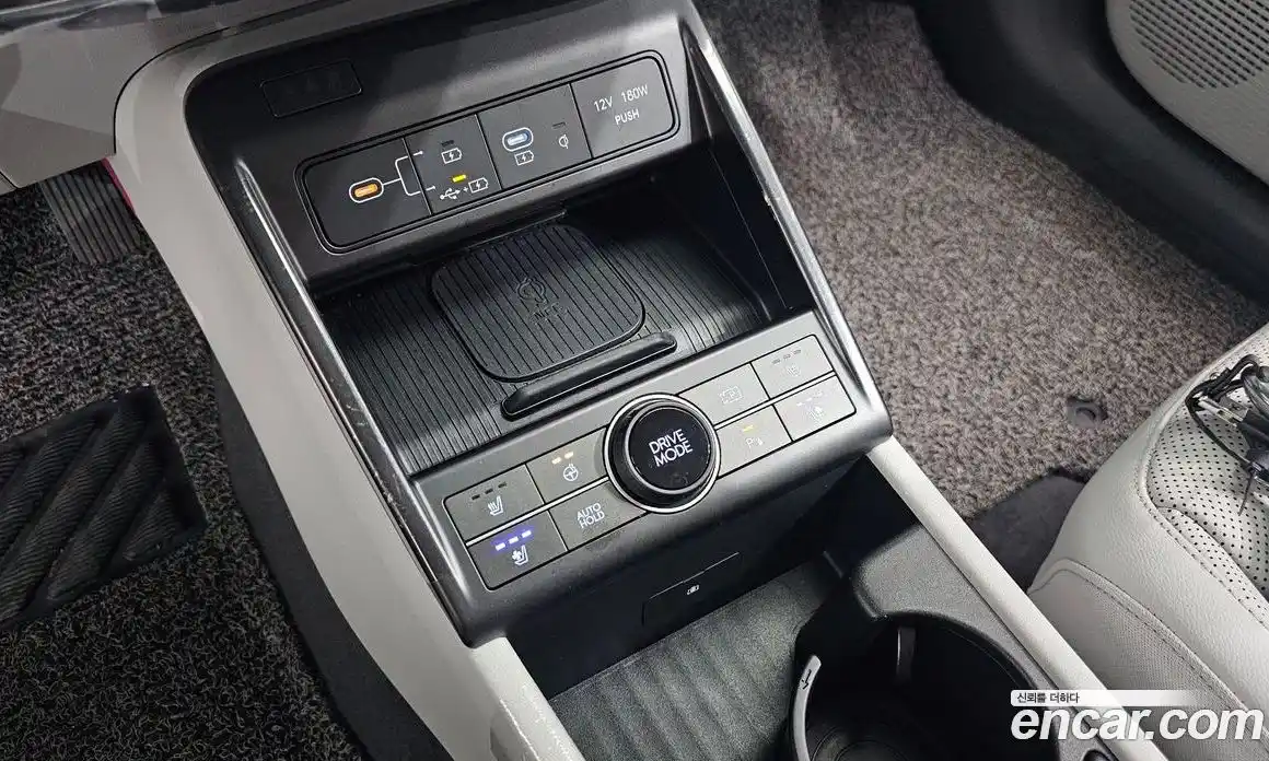 Hyundai Kona 2023 1.6 автомат (гидро), фото 17