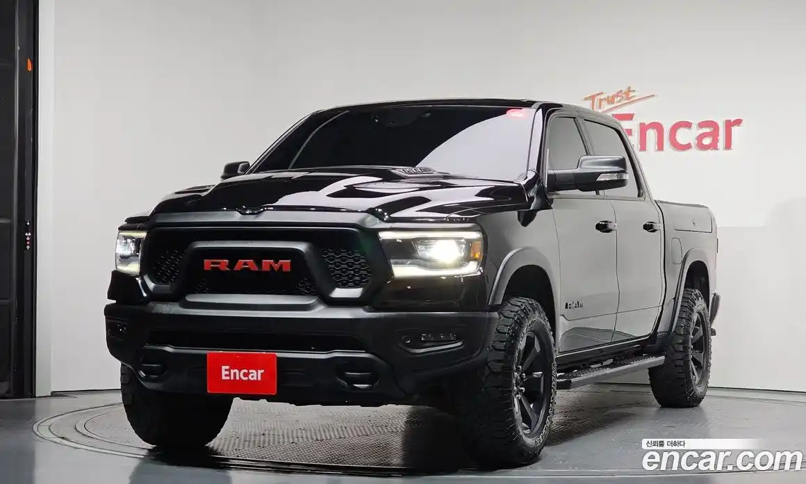Dodge Ram Pick Up 2020 5.7 автомат (гидро), фото 1 Dodge Ram Pick Up 2020 5.7 автомат (гидро), фото 1