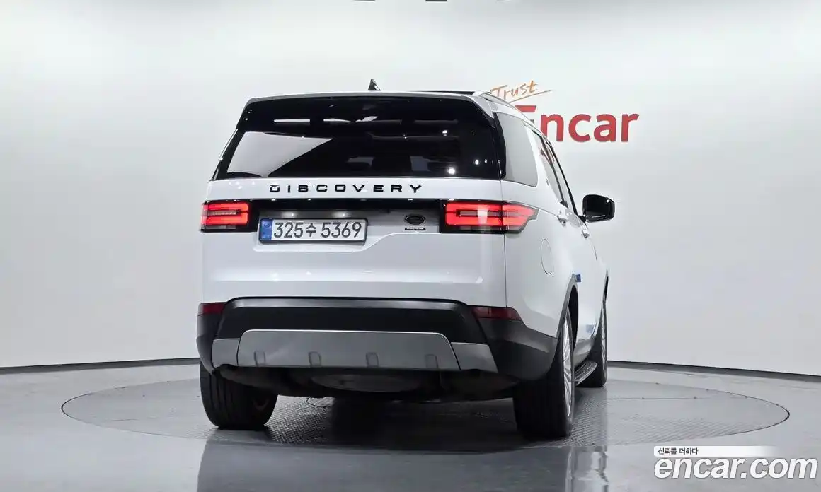 Land Rover Discovery 2020 3.0 автомат (гидро), фото 4