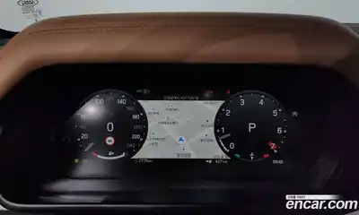 Land Rover Defender 2025 2.0 автомат (гидро), миниатюра 8