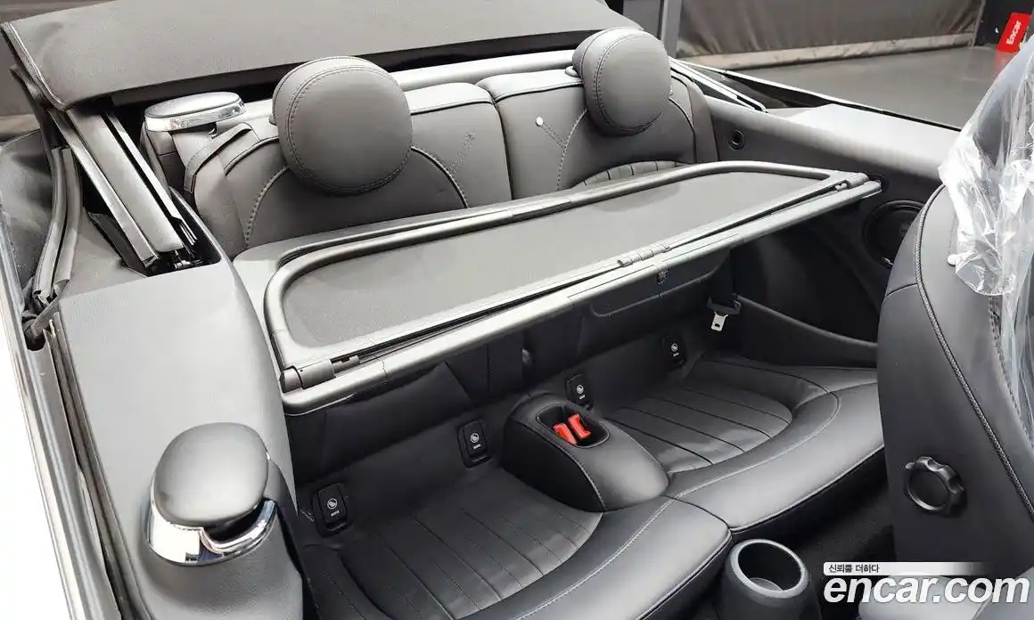 Mini Cooper Convertible 2023 2.0 автомат (гидро), фото 11
