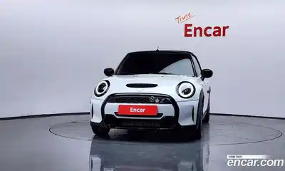 Mini Cooper Convertible 2023 2.0 автомат (гидро), миниатюра 3