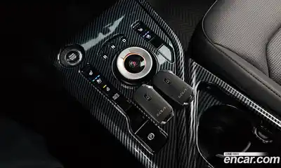 Kia Niro 2026 1.6 автомат (гидро), миниатюра 12
