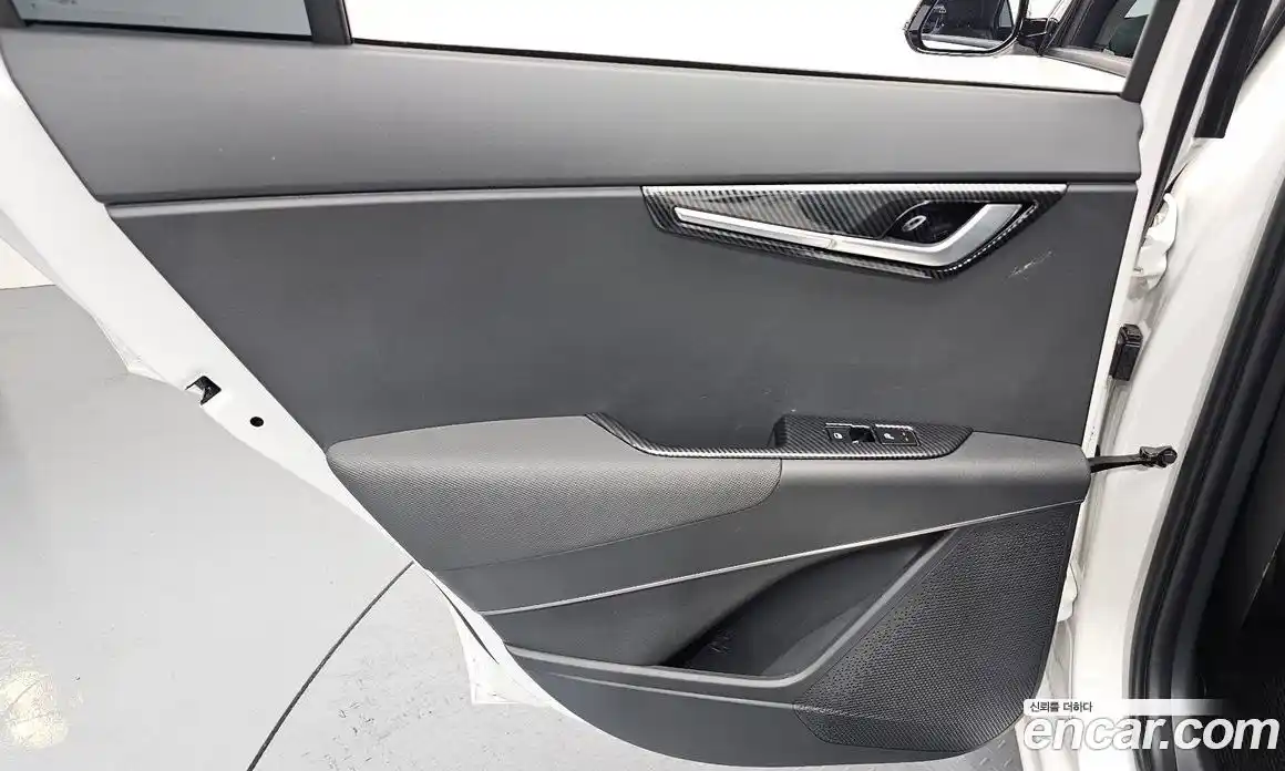Kia Niro 2026 1.6 автомат (гидро), фото 15