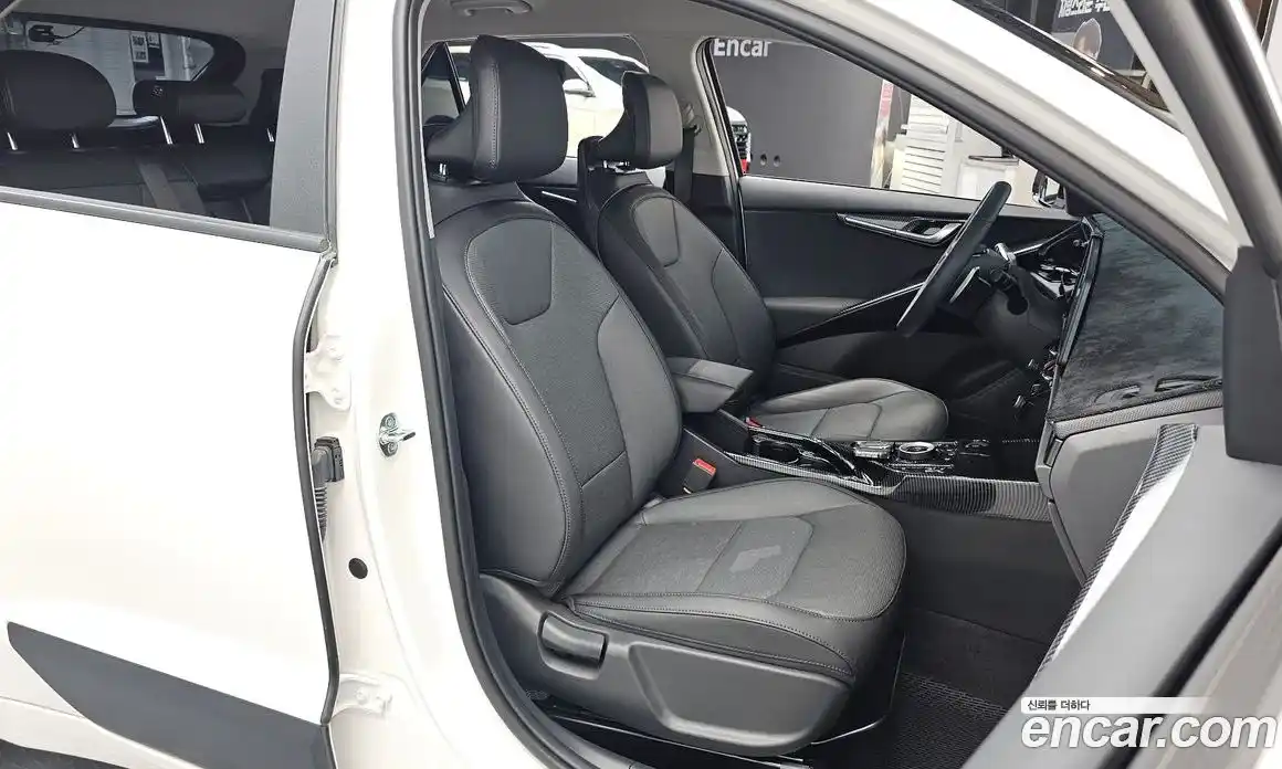 Kia Niro 2026 1.6 автомат (гидро), фото 16