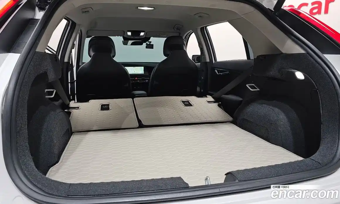 Kia Niro 2026 1.6 автомат (гидро), фото 34
