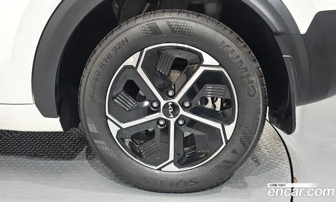 Kia Niro 2026 1.6 автомат (гидро), фото 7