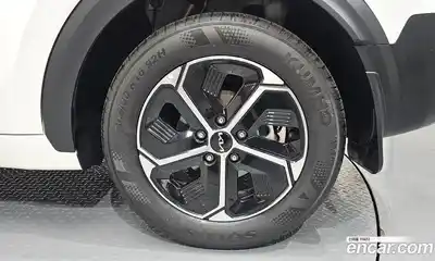 Kia Niro 2026 1.6 автомат (гидро), миниатюра 7