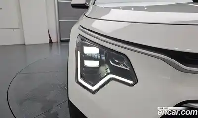 Kia Niro 2026 1.6 автомат (гидро), миниатюра 8