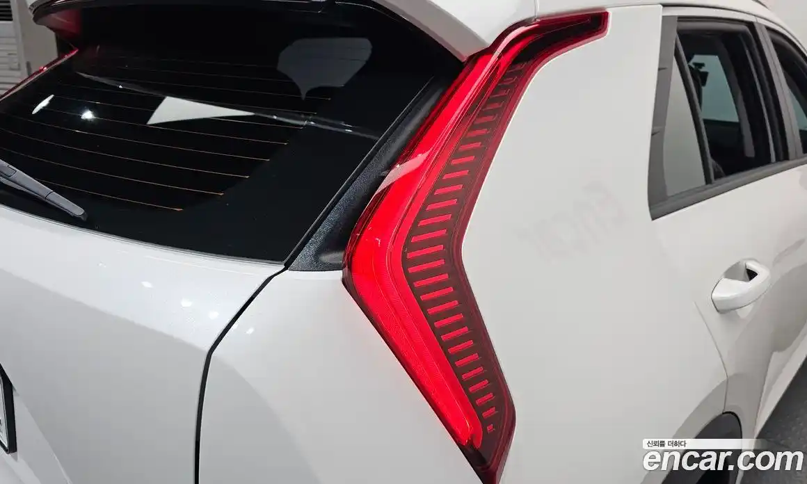 Kia Niro 2026 1.6 автомат (гидро), фото 9