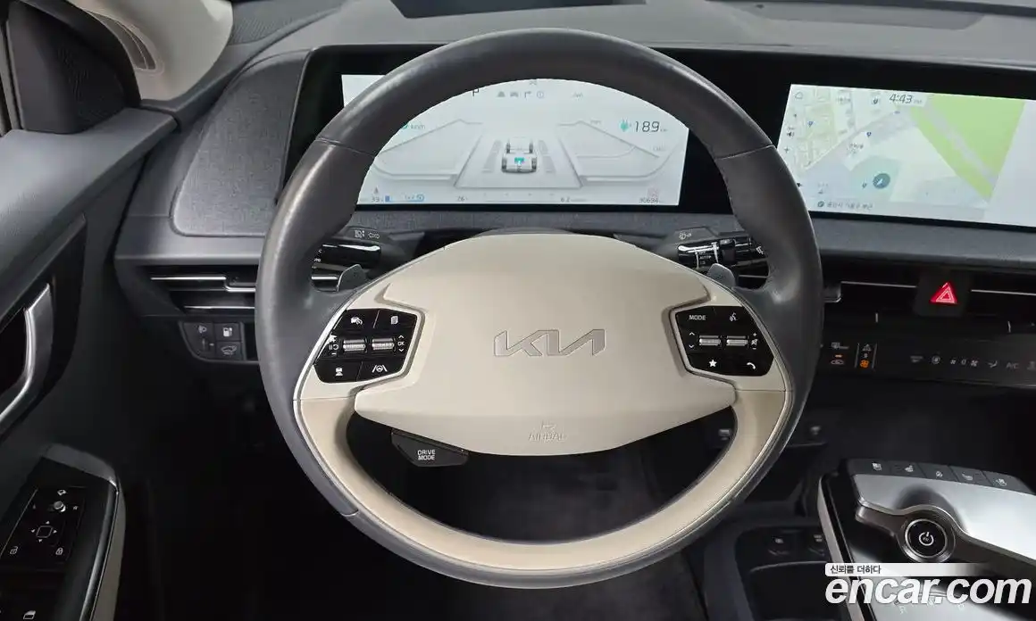 Kia EV6 2023 0.1 автомат (гидро), фото 18