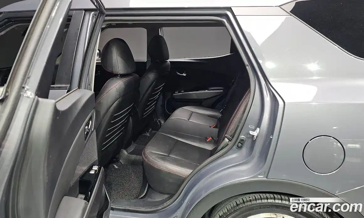 SsangYong TIBOLI 2017 1.6 автомат (гидро), фото 11