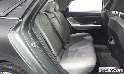 Hyundai Avante 2022 1.6 автомат (гидро), миниатюра 11