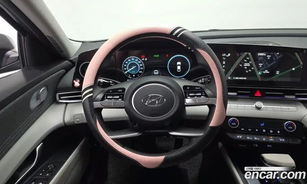Hyundai Avante 2022 1.6 автомат (гидро), фото 13