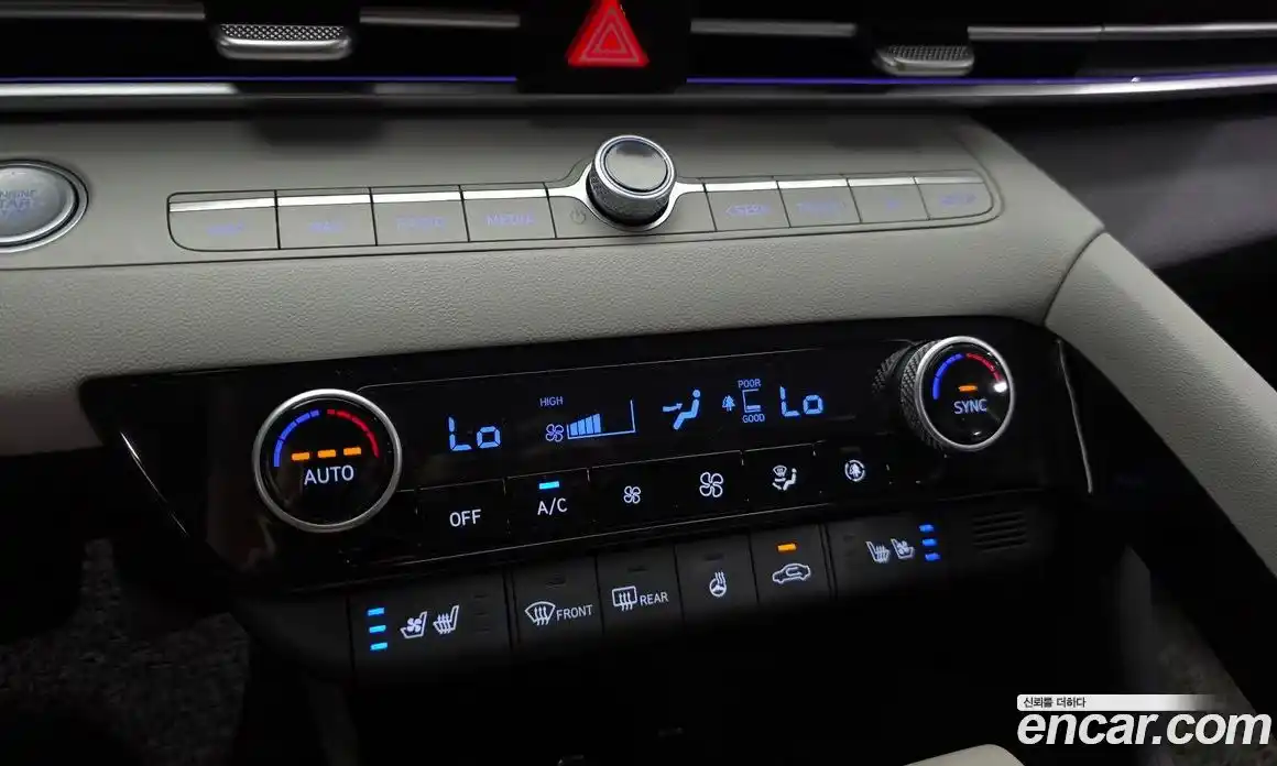 Hyundai Avante 2022 1.6 автомат (гидро), фото 18