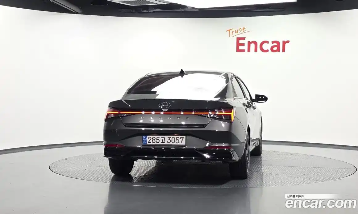 Hyundai Avante 2022 1.6 автомат (гидро), фото 4