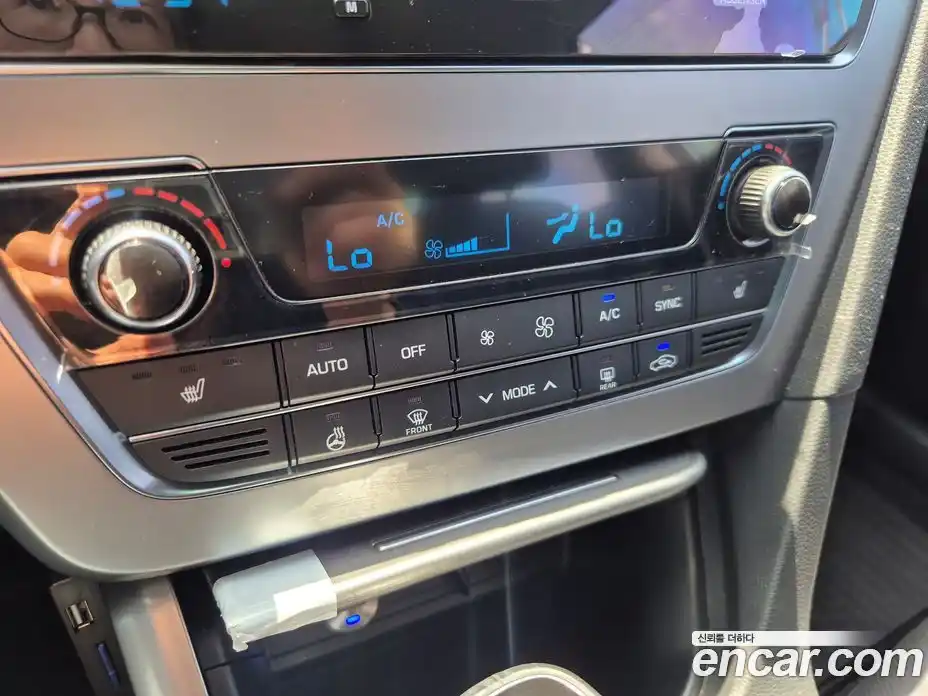 Hyundai Sonata 2014 2.0 автомат (гидро), фото 20