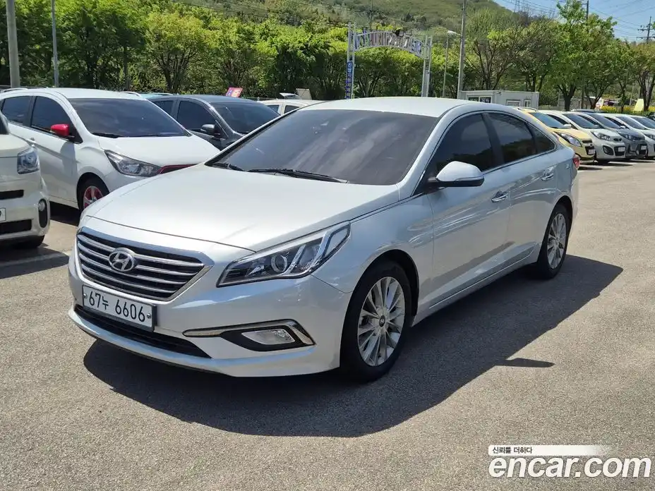 Hyundai Sonata 2014 2.0 автомат (гидро), фото 3