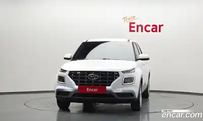 Hyundai Venue 2023 1.6 автомат (гидро), миниатюра 3