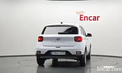Hyundai Venue 2023 1.6 автомат (гидро), миниатюра 4