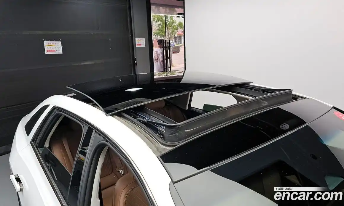 Hyundai Grandeur 2023 2.5 автомат (гидро), фото 13