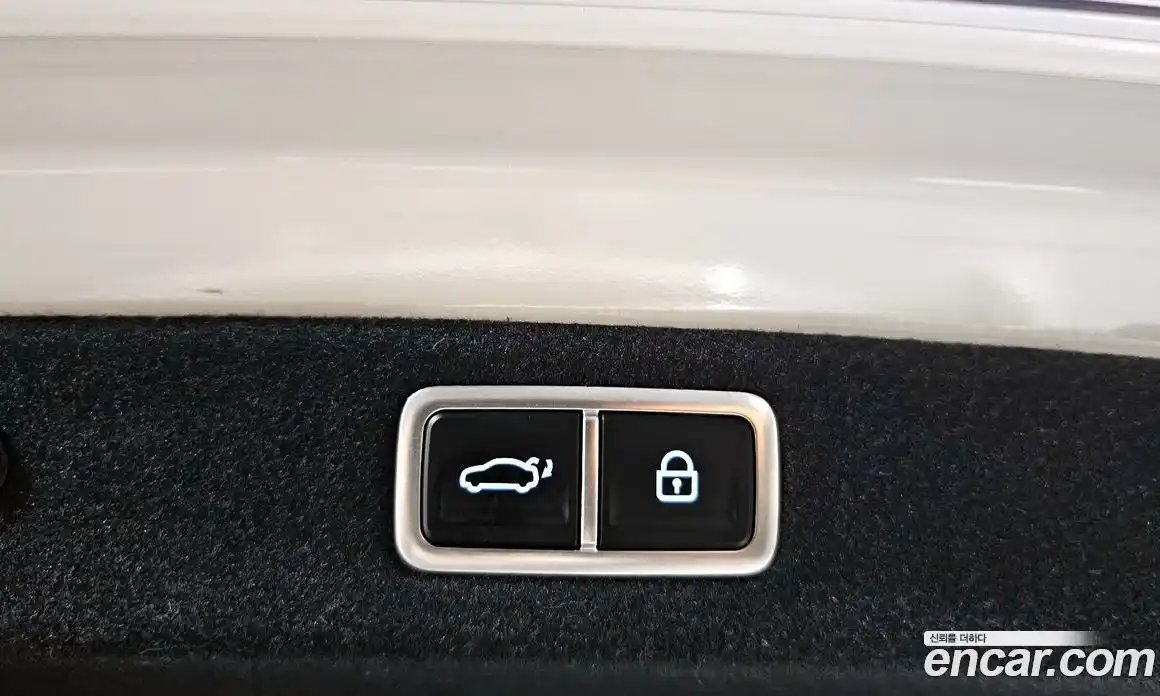 Hyundai Grandeur 2023 2.5 автомат (гидро), фото 16