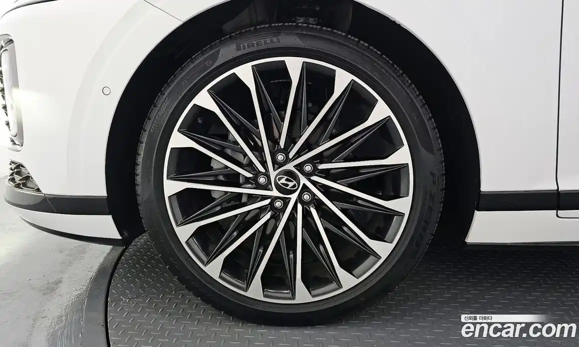 Hyundai Grandeur 2023 2.5 автомат (гидро), фото 5